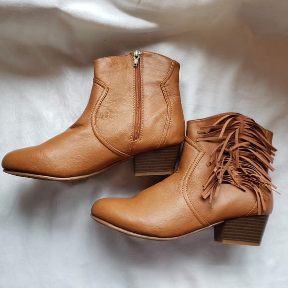 Avon Shoes - Avon Women's Ankle Leather Fringed Boots